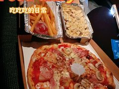 -枫花园汽车电影院(朝阳公园店)