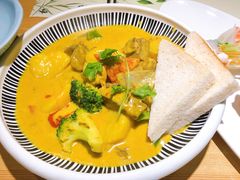 -泰柠小馆泰式料理(银泰城店)