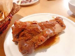 -关东小磨东北菜(上海长风大悦城店)