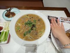 -梅利汴京烤鸭•开封豫菜地标店(东大街店)