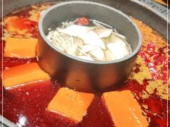 -晓宇重庆火锅(龙首店)