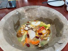 -姚记抚仙湖石锅鱼庄