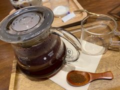 -ZING COFFEE 镜咖啡