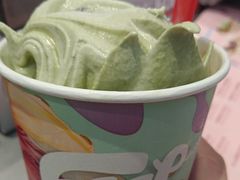 -DQ·蛋糕·冰淇淋(浦江欢乐颂店)