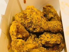 -BHC炸鸡(明洞总店)