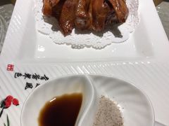 秘制红烧乳鸽-香云轩·顺德菜(香云纱园林酒店店)