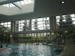 -Rizzan Sea Park Hotel Tancha Bay室内游泳池