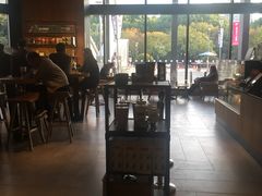 大堂-星巴克臻选(莘庄仲盛店)