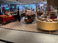-CARINO BAKERY&CAFE(人广来福士店)
