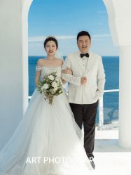 -纪梵希旅拍婚纱摄影(大连总店)