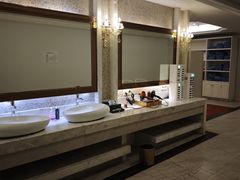 -黄金水汇·美食(文锦渡店)
