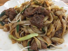 干炒牛河-南记食粥坊·宵夜大排档(岭南分店)