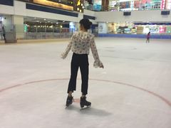 -正佳冰河湾真冰滑冰场