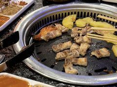-山焱·炭火自助烤肉(周浦万达店)