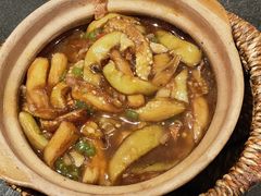 咸鱼鸡粒茄子煲-熠盛粤味(永康路店)