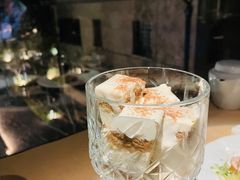 提拉米苏-穹六人间 people 6(岳阳路店)