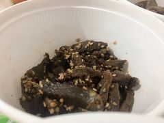 五香牛肉干-鑫记婆婆兔·成都特产·兔头手撕兔(太古里店)
