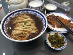 -鸿兴面馆馄饨小笼(稻香店)