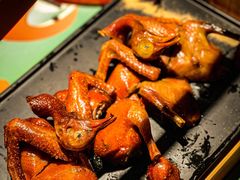 玻璃脆皮乳鸽-羽鸽集·乳鸽专门店·地道顺德菜(岭南站店)