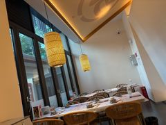 -肥肥虾庄·金牌油焖大虾(汉口城市广场店)