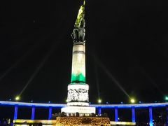 -人民防洪胜利纪念塔