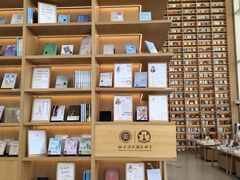 -朵云书院(滴水湖店)