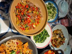 -川流不息·地道川菜·小龙虾(新松江路店)