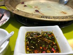 -颜氏双江清水鱼一养身火锅(磁器口店)