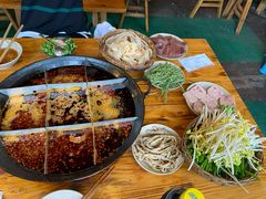 -岗上渣渣老火锅(两路口店)