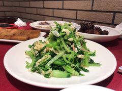 毛菜百叶炒火腿丝-老吉士酒家(天平路店)