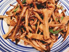 茶树菇炒牛肚-渔家灯火(领秀城店)