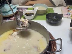 -洪氏嗨捞·猪肚鸡火锅(阳光天地店)