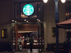 -星巴克(迪士尼小镇店)