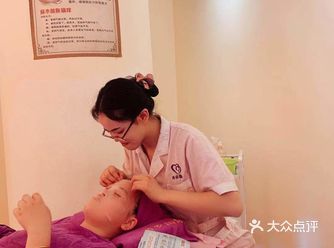 加了他们的宝妈群。后来，等生完宝宝