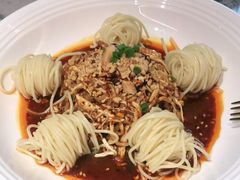 -渔语鱼新川菜Bistro(万象天地店)