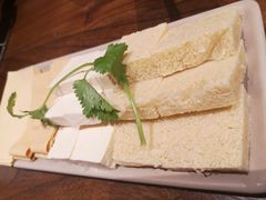 -东巴人鱼豆花火锅(幸福街店)