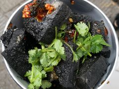 黑色经典臭豆腐-黑色经典臭豆腐·湖南特产(太平街口店)