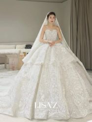 -Renee芮亦婚纱(原丽莎)