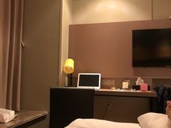 -如家精选酒店(广州萝岗宝能演艺中心香雪地铁站店)