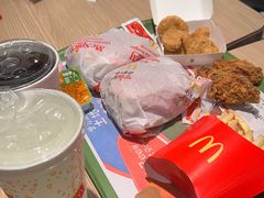 -麦当劳(轻轨曹杨路店)