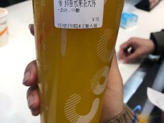 鲜橙水果茶-CoCo都可(湖滨银泰店B区店)