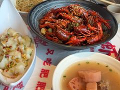 -肥肥虾庄·金牌油焖大虾(汉街SKP店)