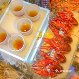 深圳吃喝玩乐·爱上这家酒馆的小龙虾美食