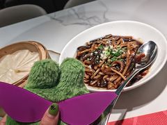-滩外滩·本帮江浙菜(新天地店)
