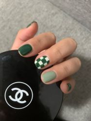 -吉吉靓甲美睫