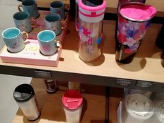 零售区-星巴克(广州百信广场东区店)