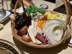 蔬菜拼盘-余欢领鲜火锅(新街口店)