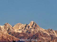 -贡嘎雪山