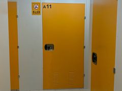 -安东易迷你自助仓储寄存仓库(杨浦店)