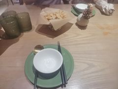 -耶里夏丽·丝路国际·新疆餐厅(浦东区东方路店)